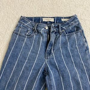 vv cute pacsun mom jeans